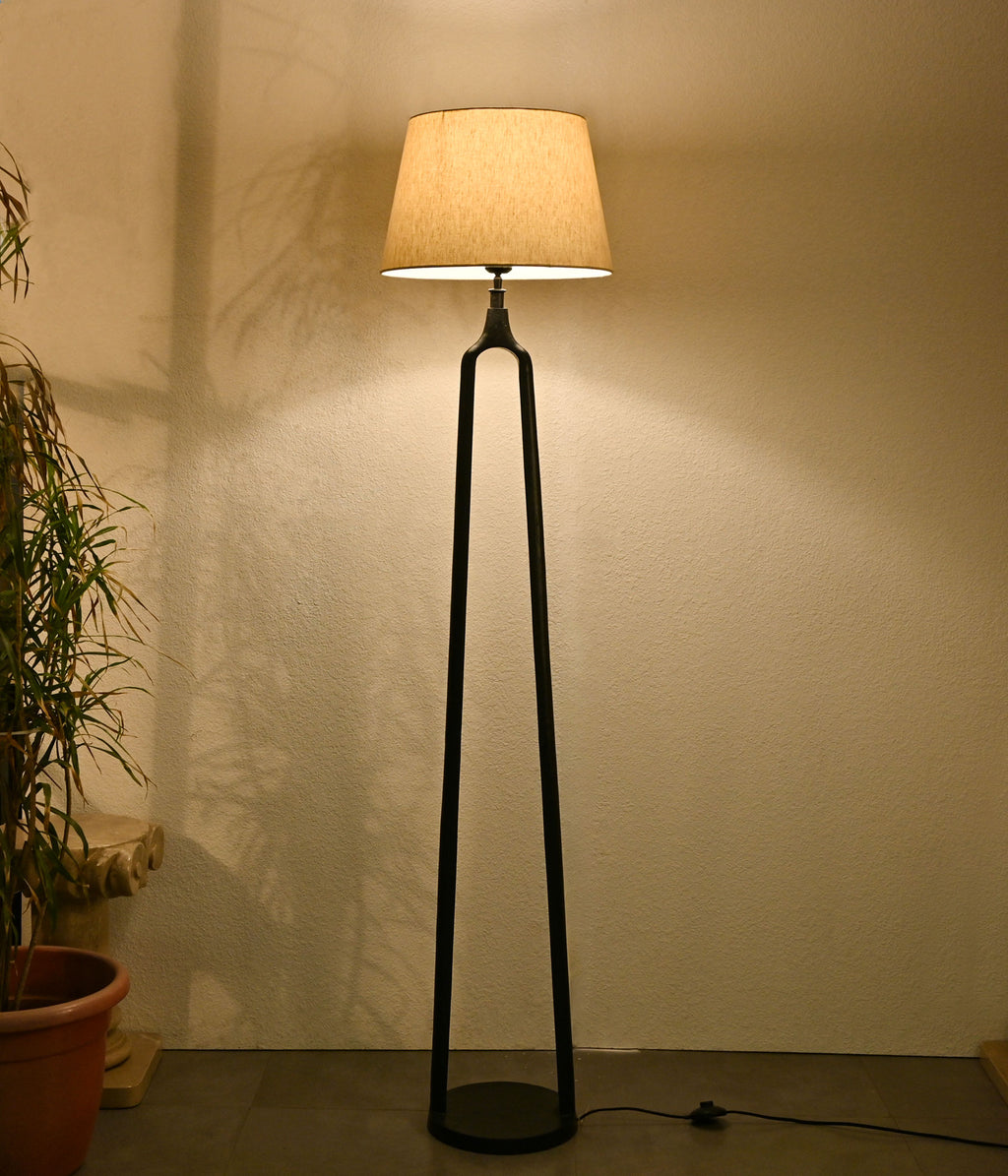 Obsidian Glow Floor Lamp