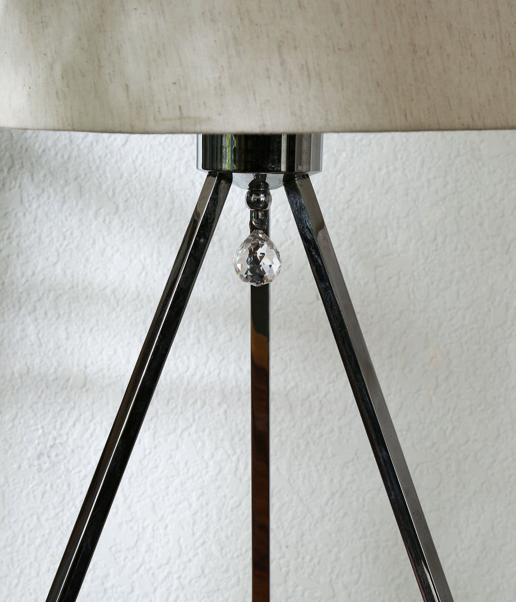 Modern Aperture Lamp