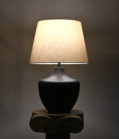 Black Oak Light lamp