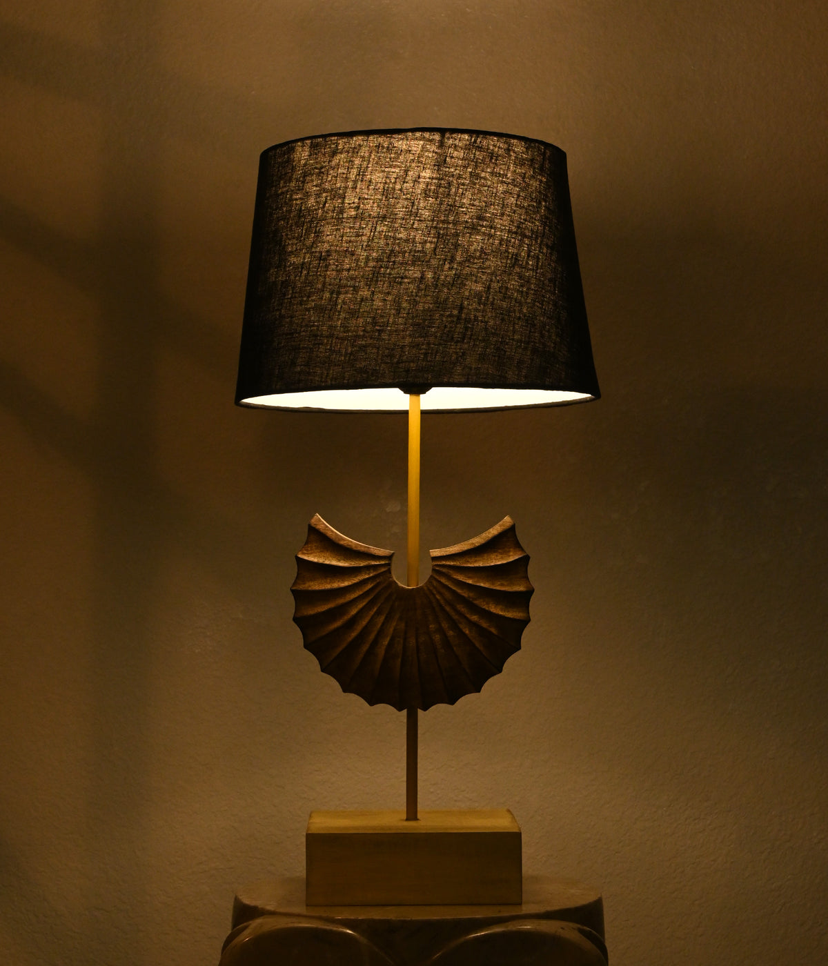 Rustic Aura Lamp