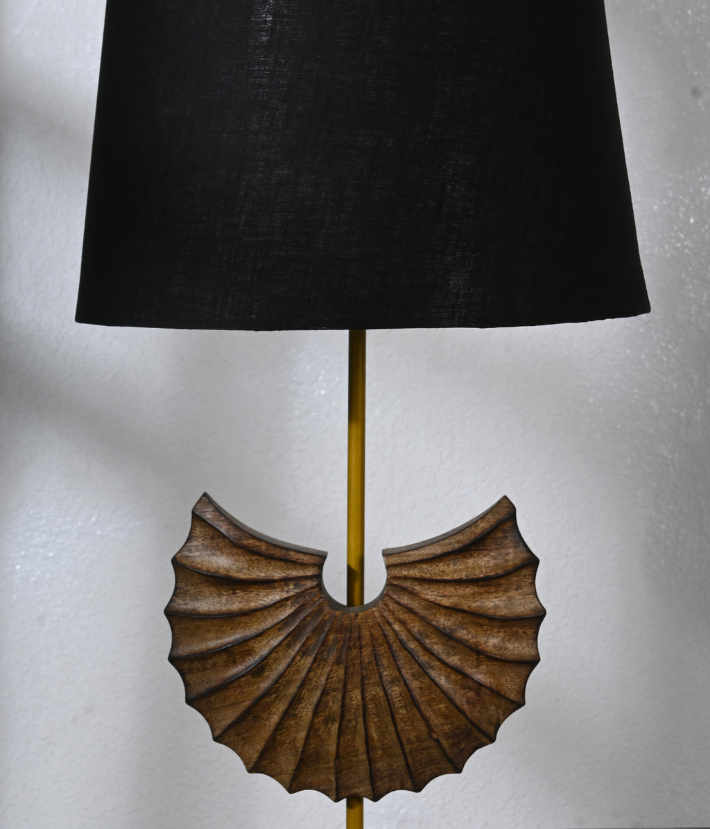 Rustic Aura Lamp