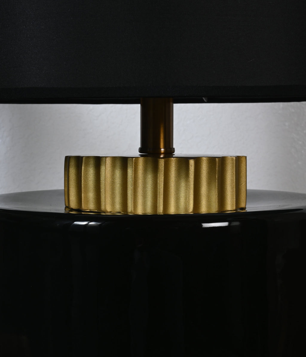 Midnight Reign Lamp