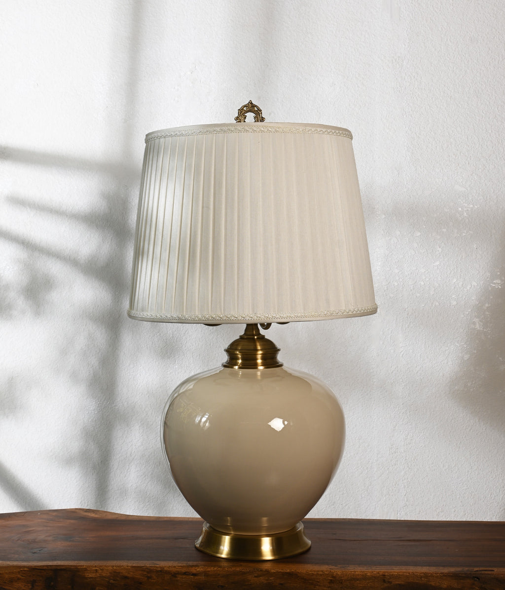 Pleated Cream Lamp