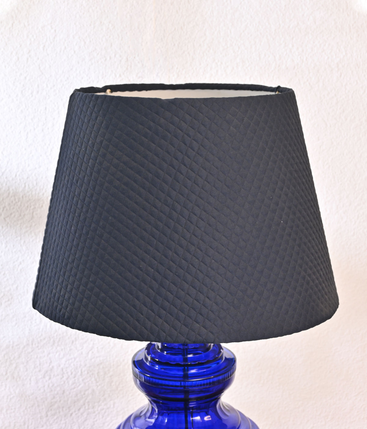 Lead Glass Table Lamp In Royal Blue Colour Along With Navy Blue Quilted Lamp Shade