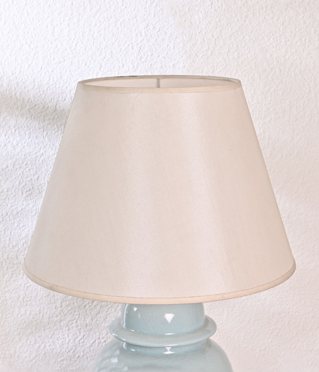 Clay Oasis Illuminator white shade lamp