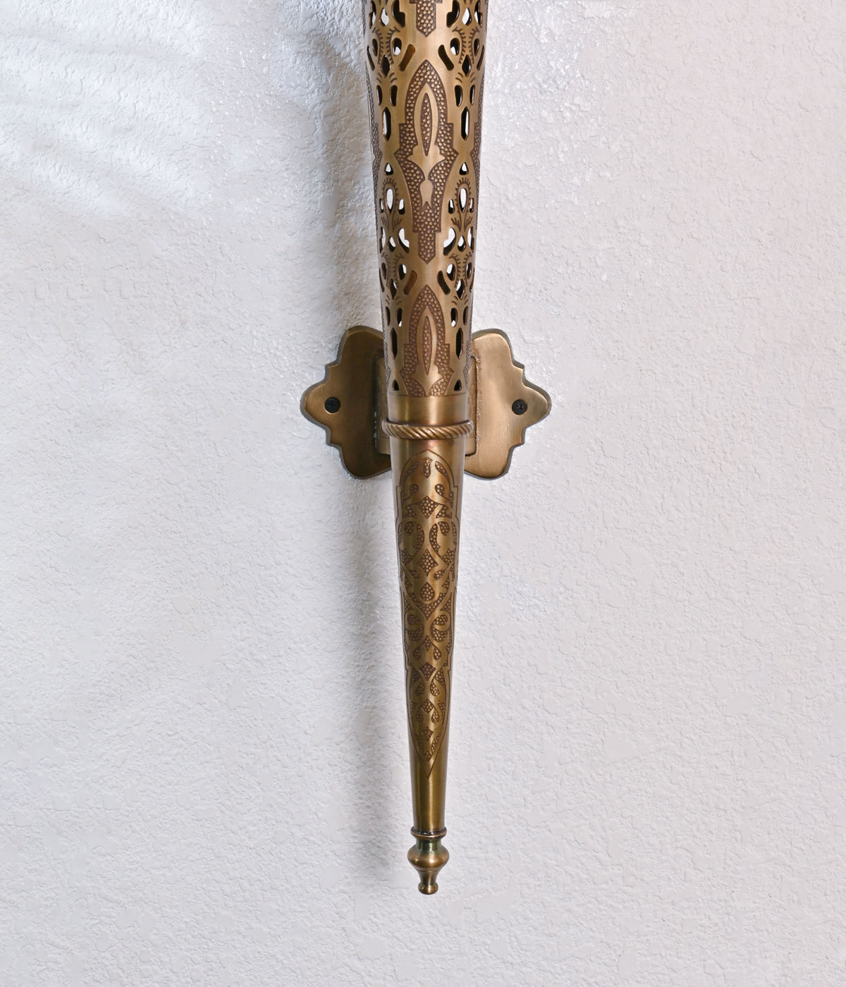Etched Brass Elegance Sconce