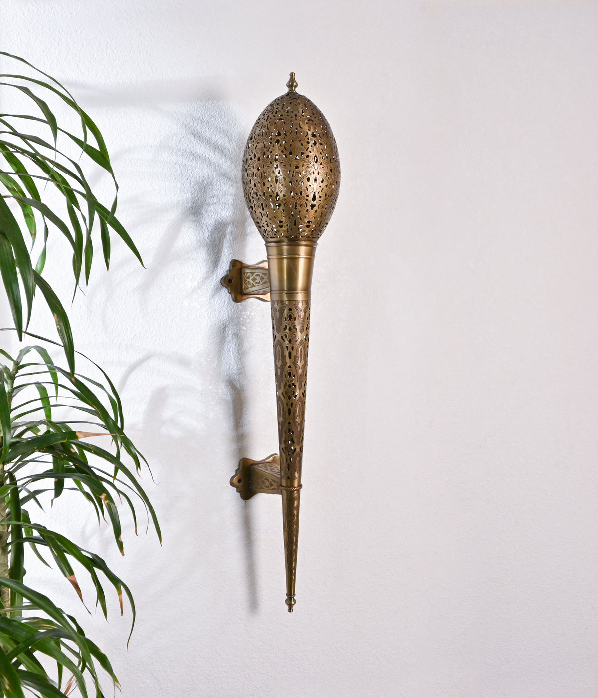 Etched Brass Elegance Sconce