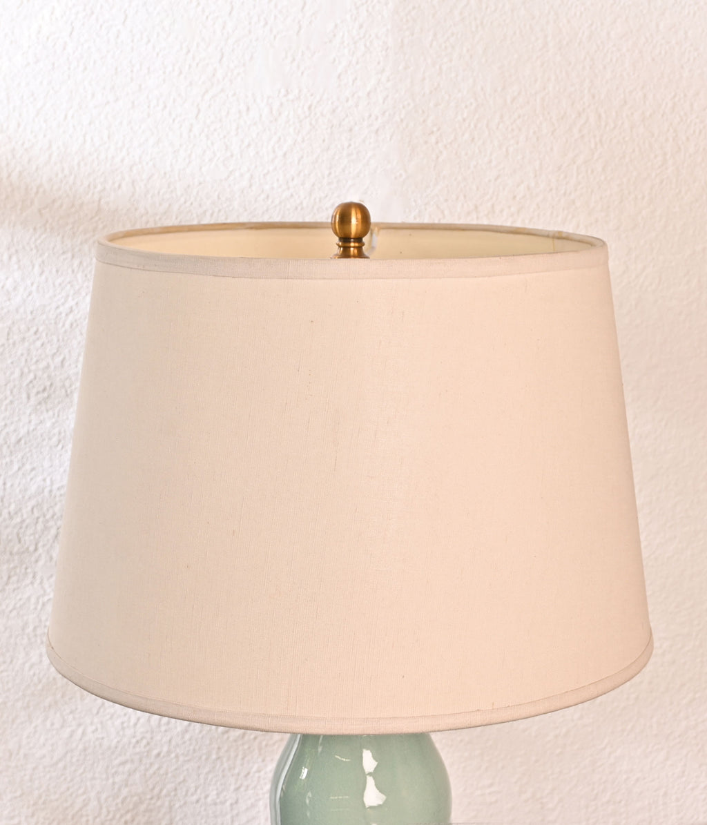 Celestial Pottery light pista green lamp