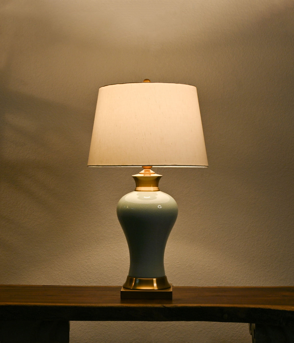Clay Oasis Illuminator off white shade lamp