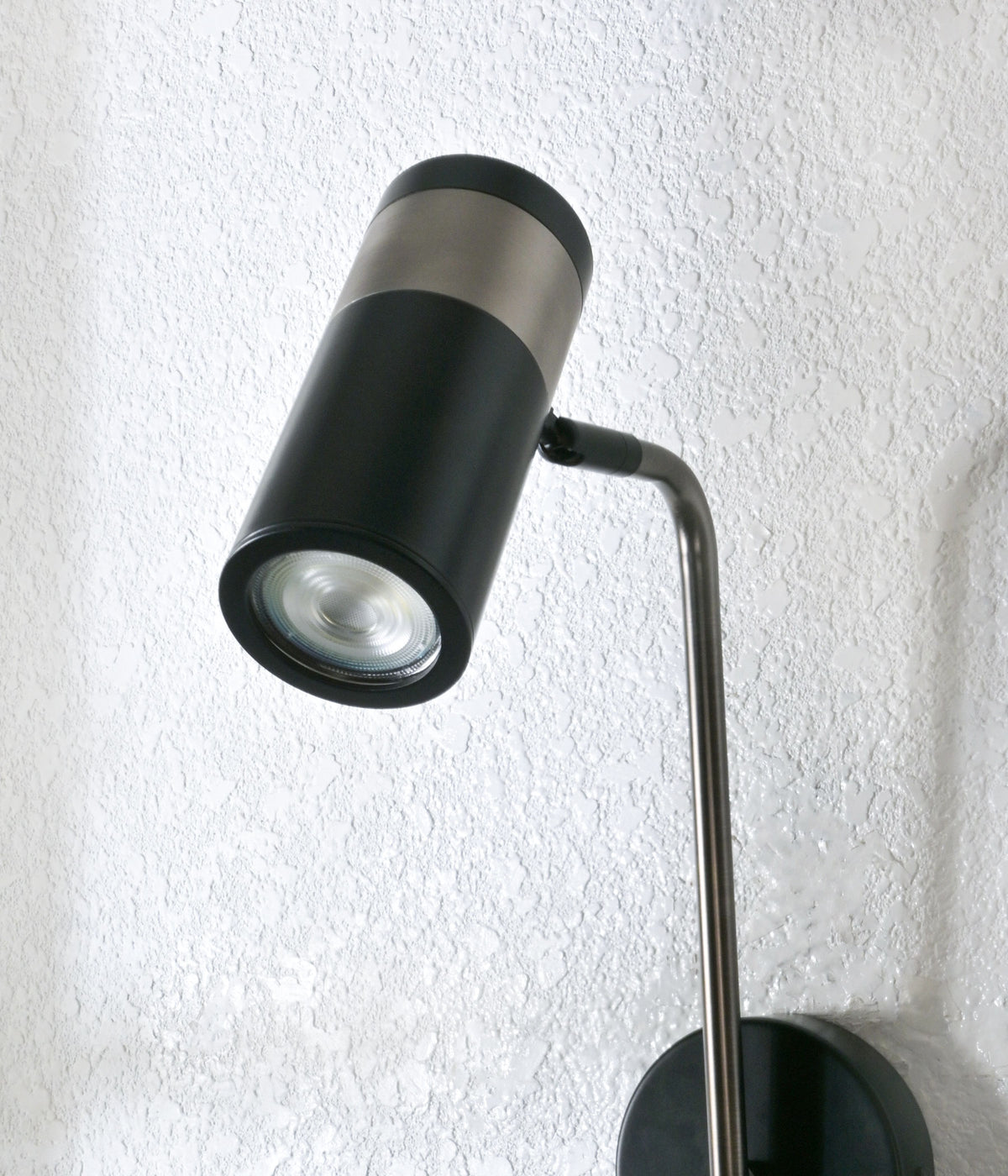 Adjustable Matte Black Reading Light