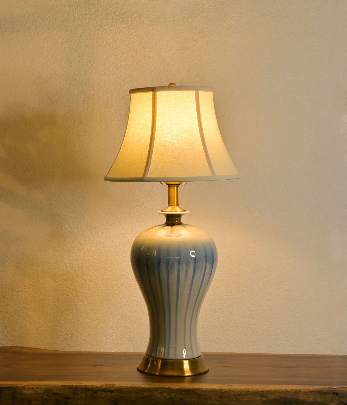 Artisan Radiance Table Lamp