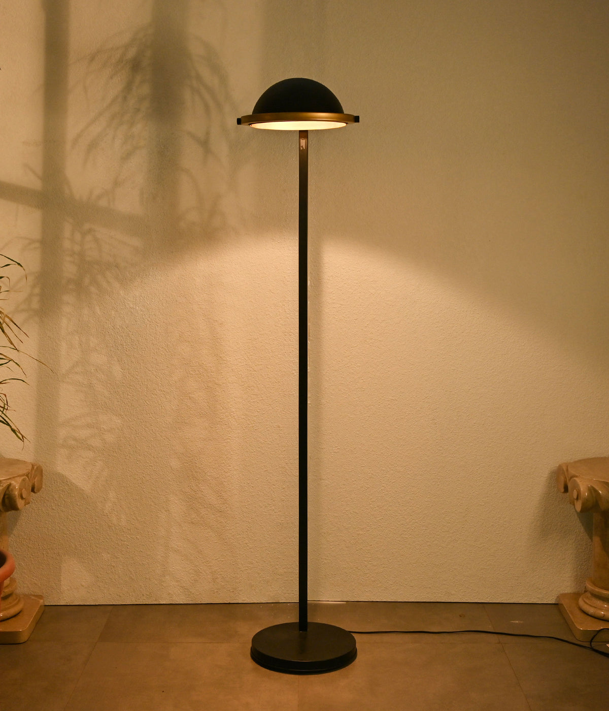 Eclipse Aura Floor Lamp